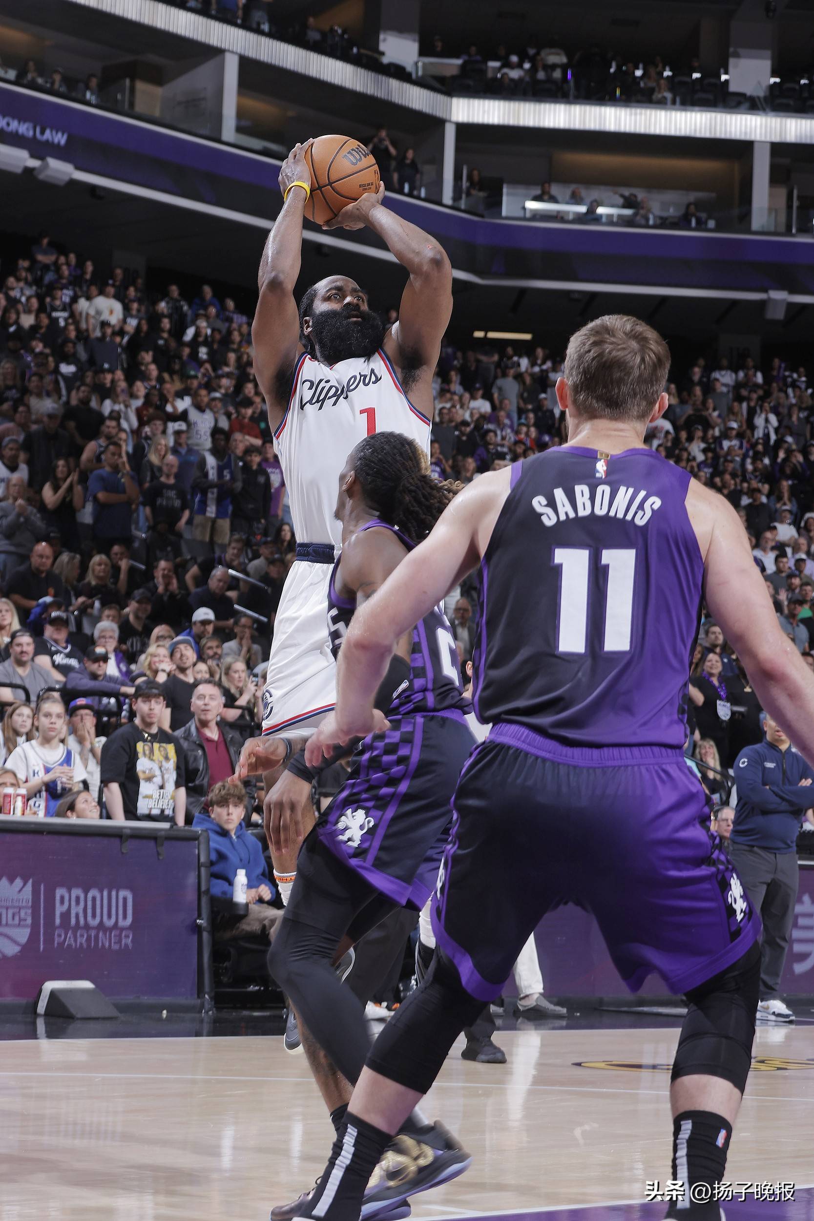 哈登赛事官方发布出色防守新规，MAD争议不断！的简单介绍